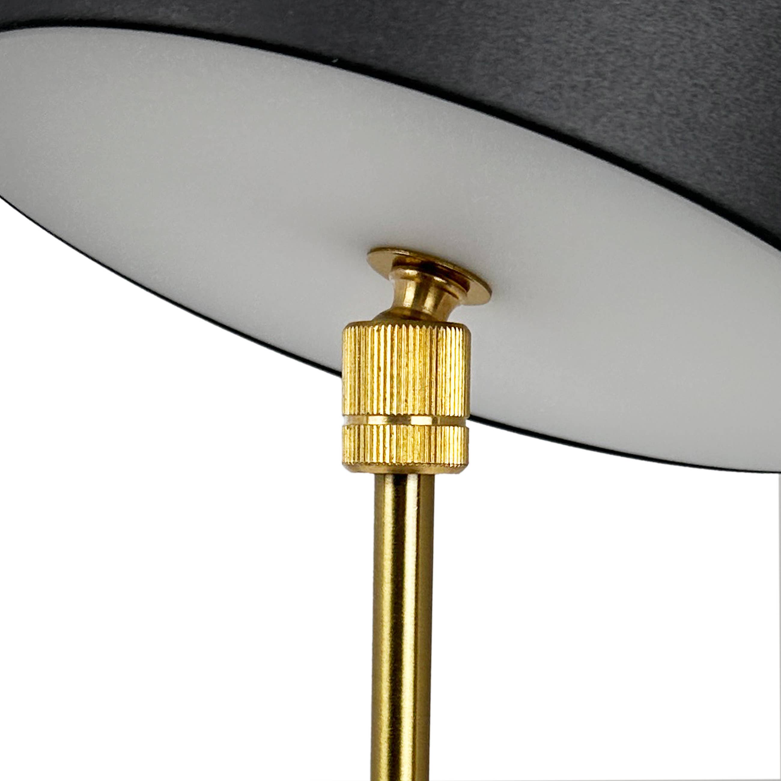 MOONLIGHT LED wiederaufladbare Tischlampe schwarz, messing, marmor - GUNDT HOME
